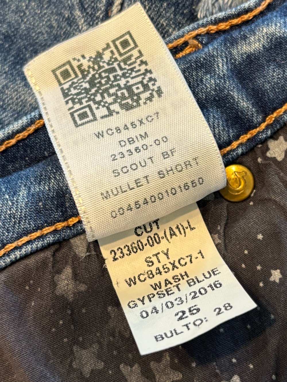 True Religion Scout BF Mullet Short Short Gypset Blue Distressed Denim Size 25 - Picture 6 of 11